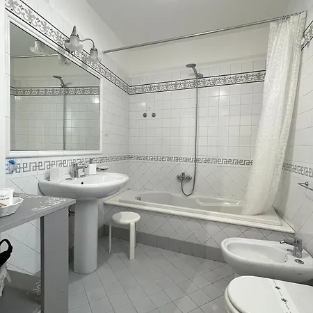 Nocleg ze śniadaniem Domus Liventa 3*